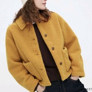 Uniqlo windproof shera jacket